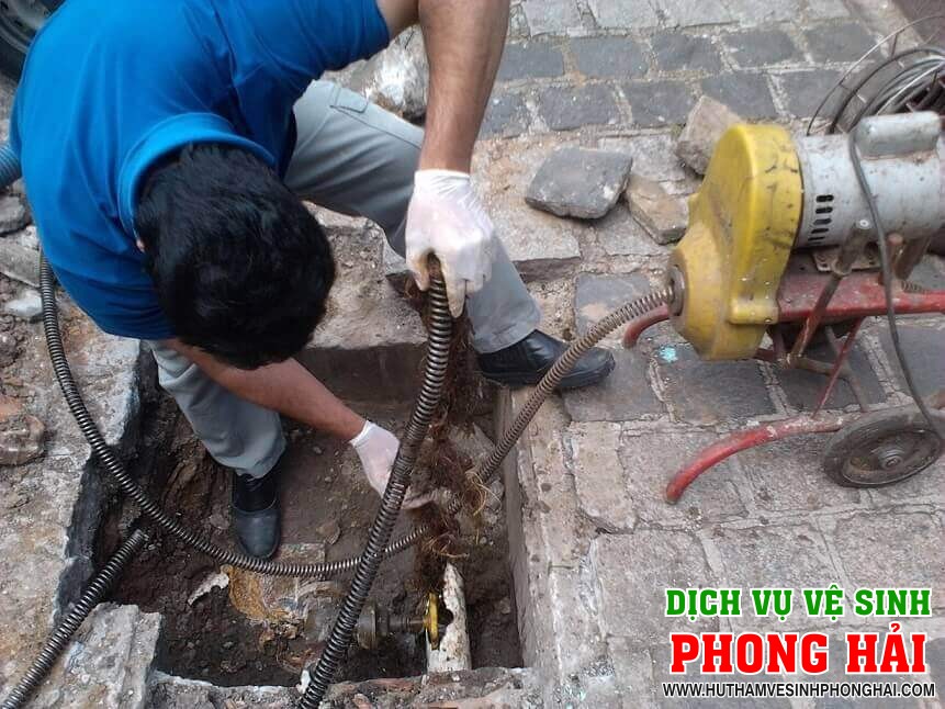 Thông Tắc Cống Phường Hưng Phúc, TP Vinh